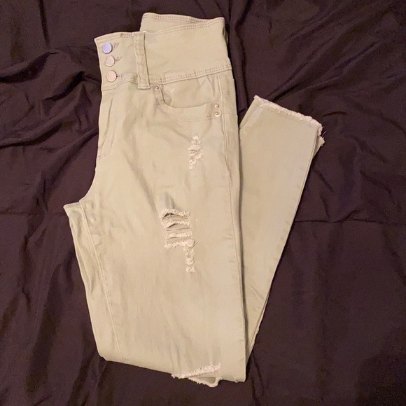 Wanna betta butt YMI | Mid-rise | size: 5 | color:light green - Picture 4 of 7